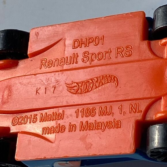 Hot Wheels Renault Sport RS 10/10 Diecast Car 252/365 HW Exotics 2015 Blue - Picture 3 of 11